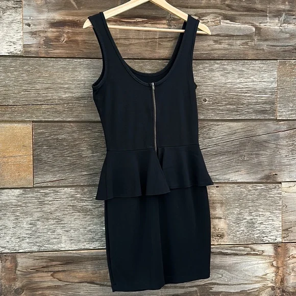 Bobi Peblum LBD size small - Picture 2 of 5